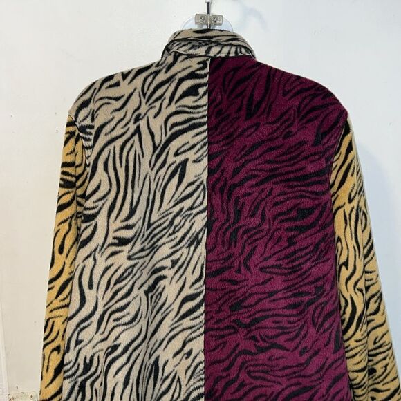 LOGO by Lori Goldstein Reversible Fleece Coat Very Berry-S - Picture 6 of 11